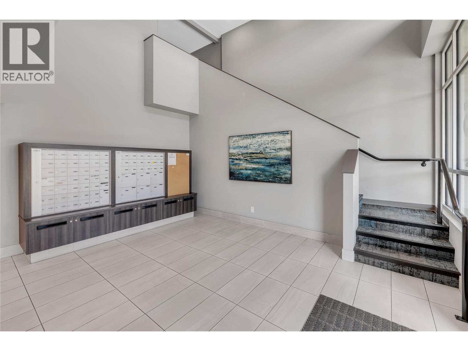 695 Academy Way Unit# 119