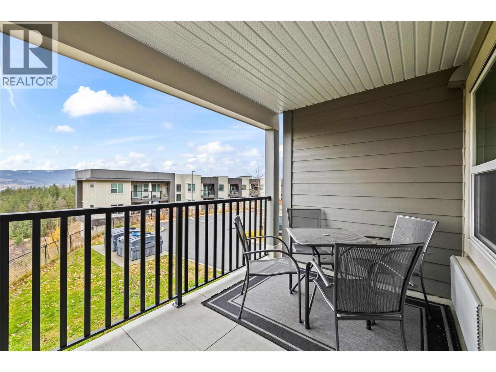 695 Academy Way Unit# 119