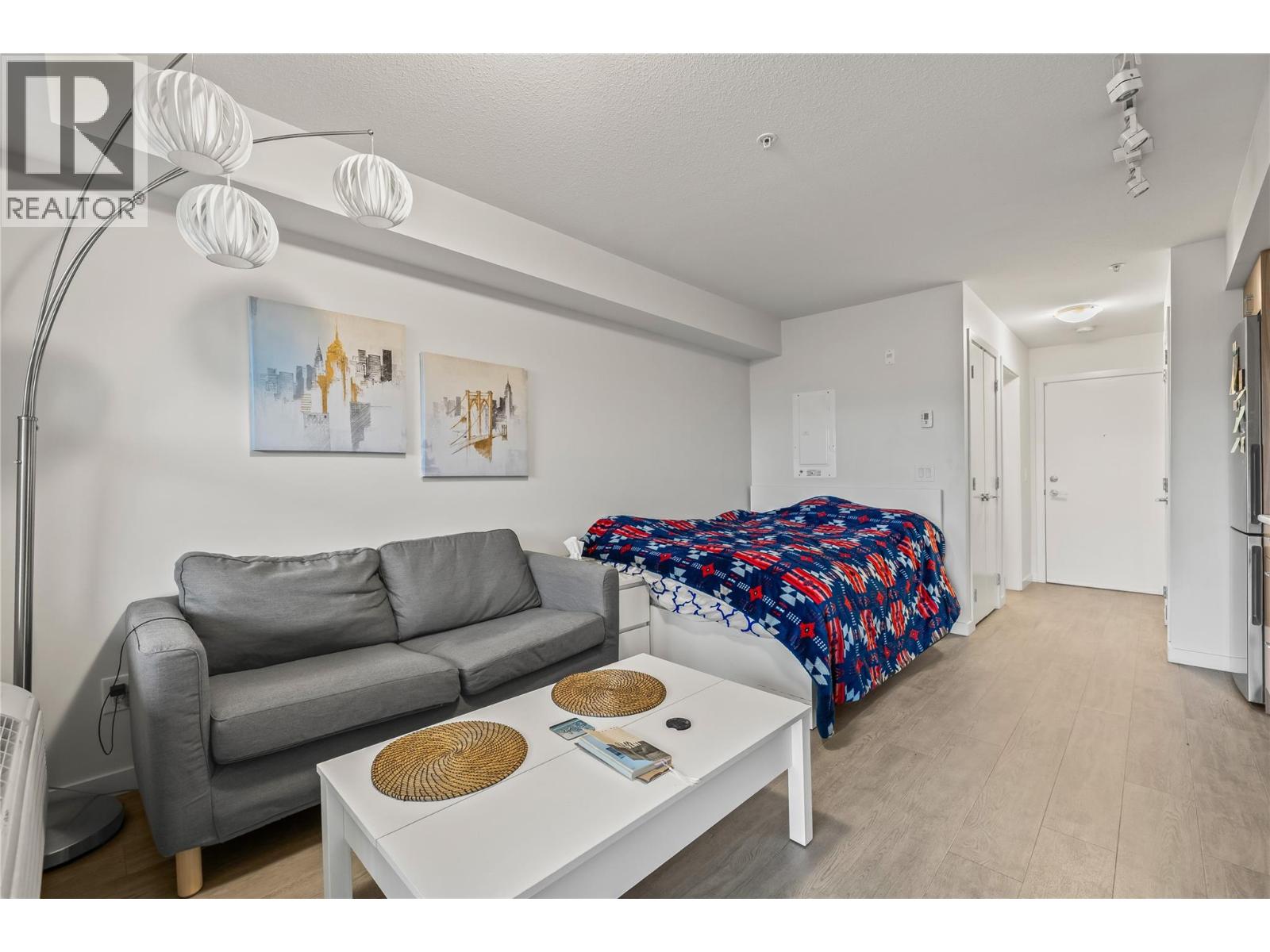 695 Academy Way Unit# 119