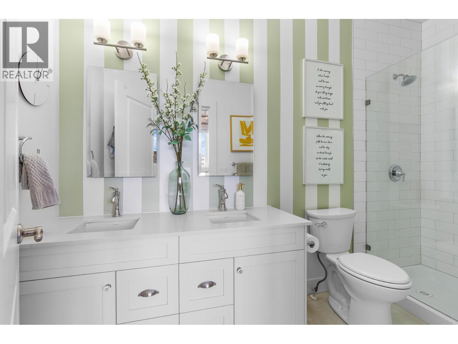 555 Buckland Avenue Unit# 106