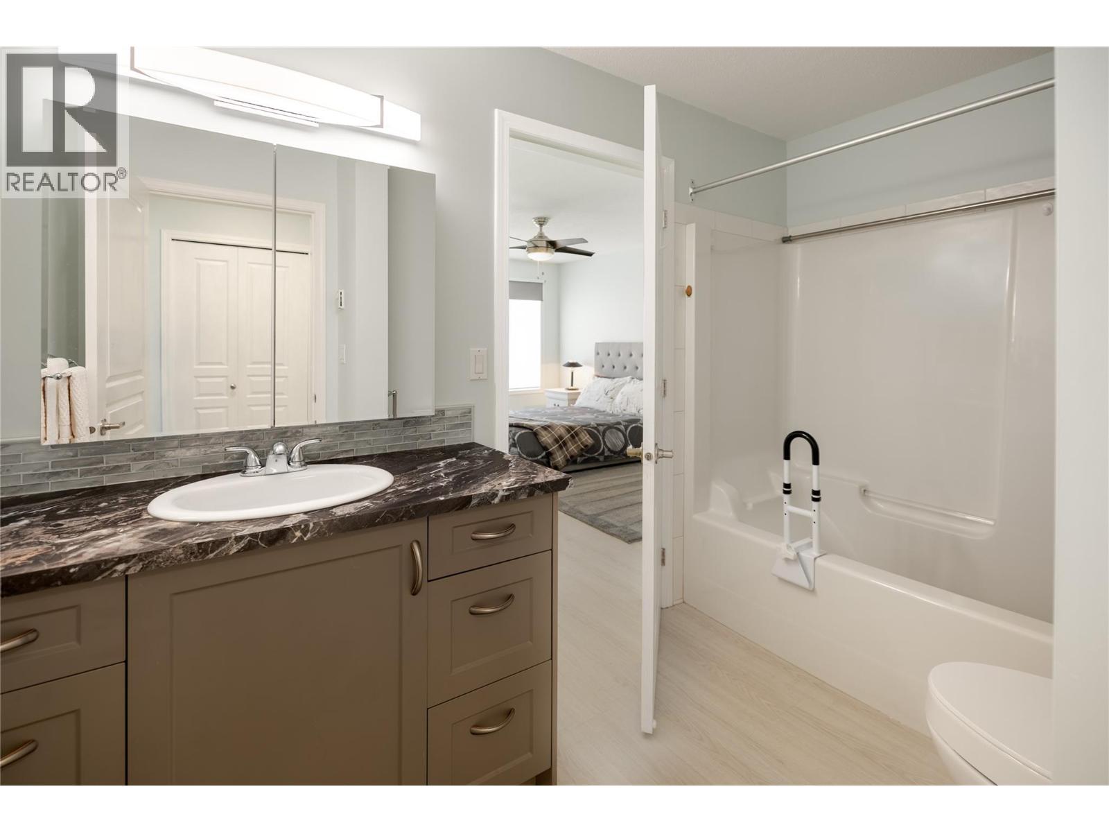 3870 Brown Road Unit# 215