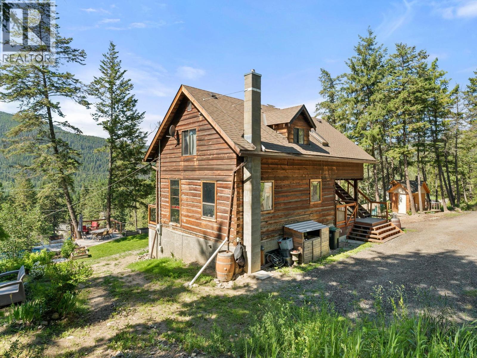 1809 Cardinal Creek Road