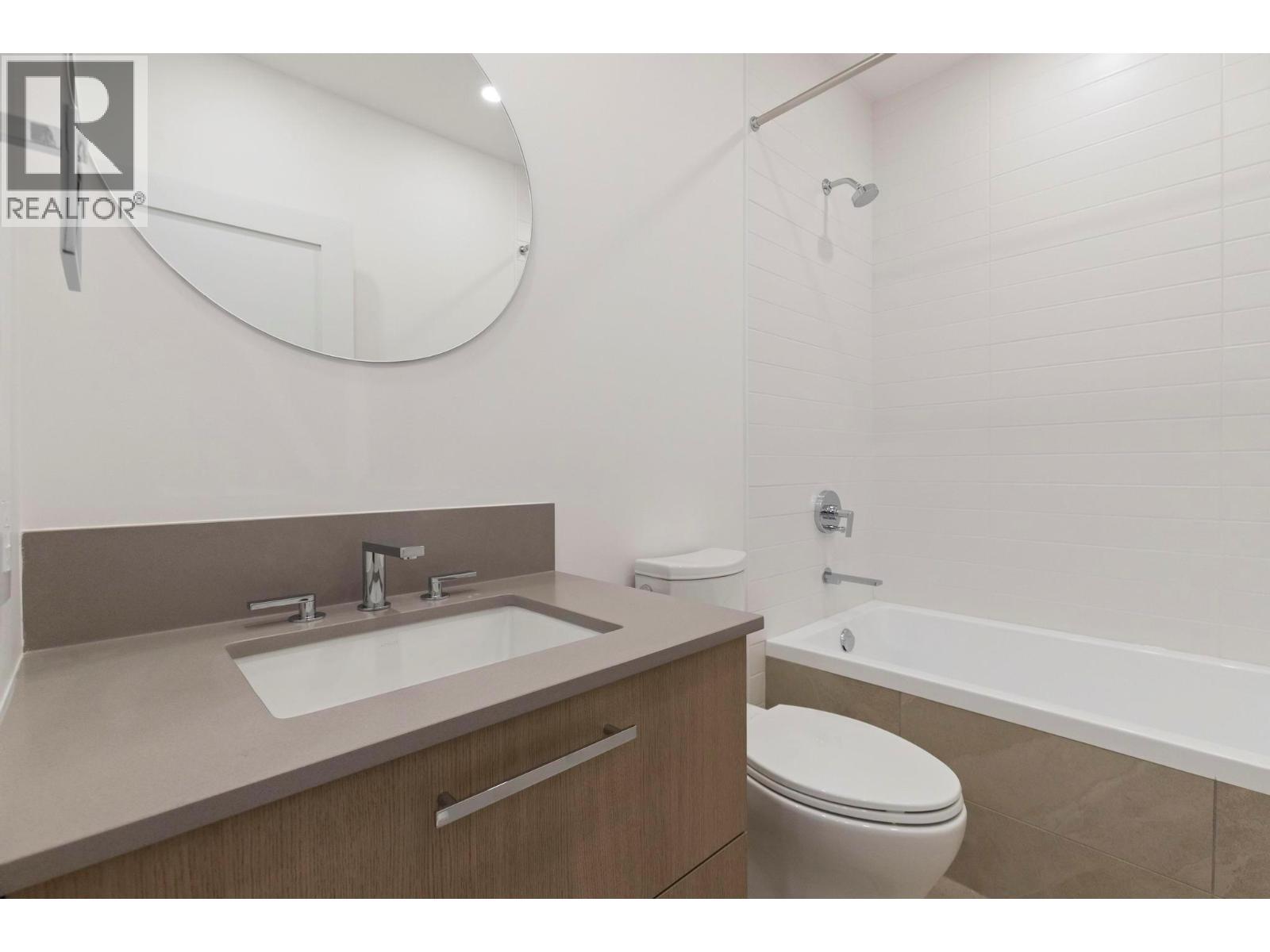 3409 Lakeshore Road Unit# 303