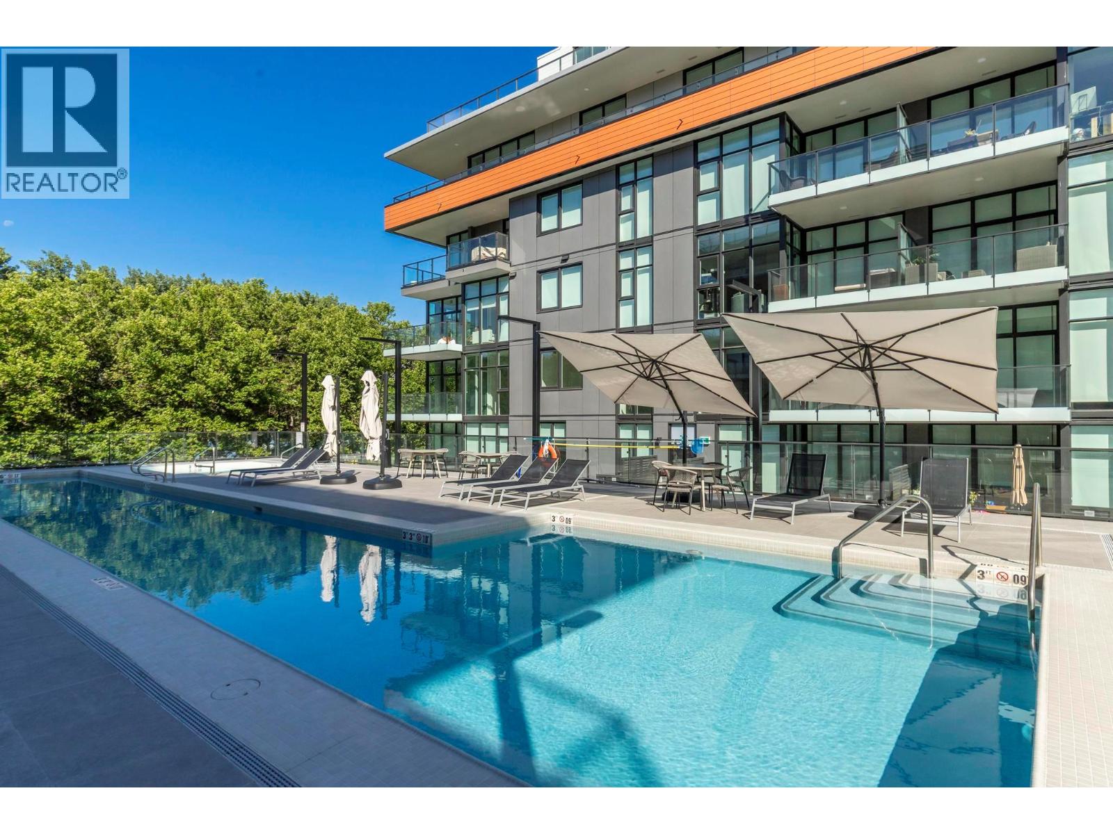 3409 Lakeshore Road Unit# 303