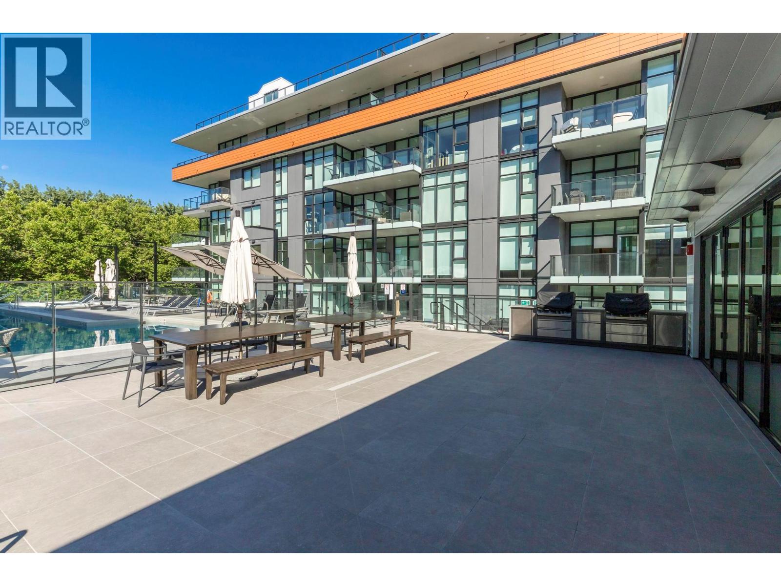 3409 Lakeshore Road Unit# 303