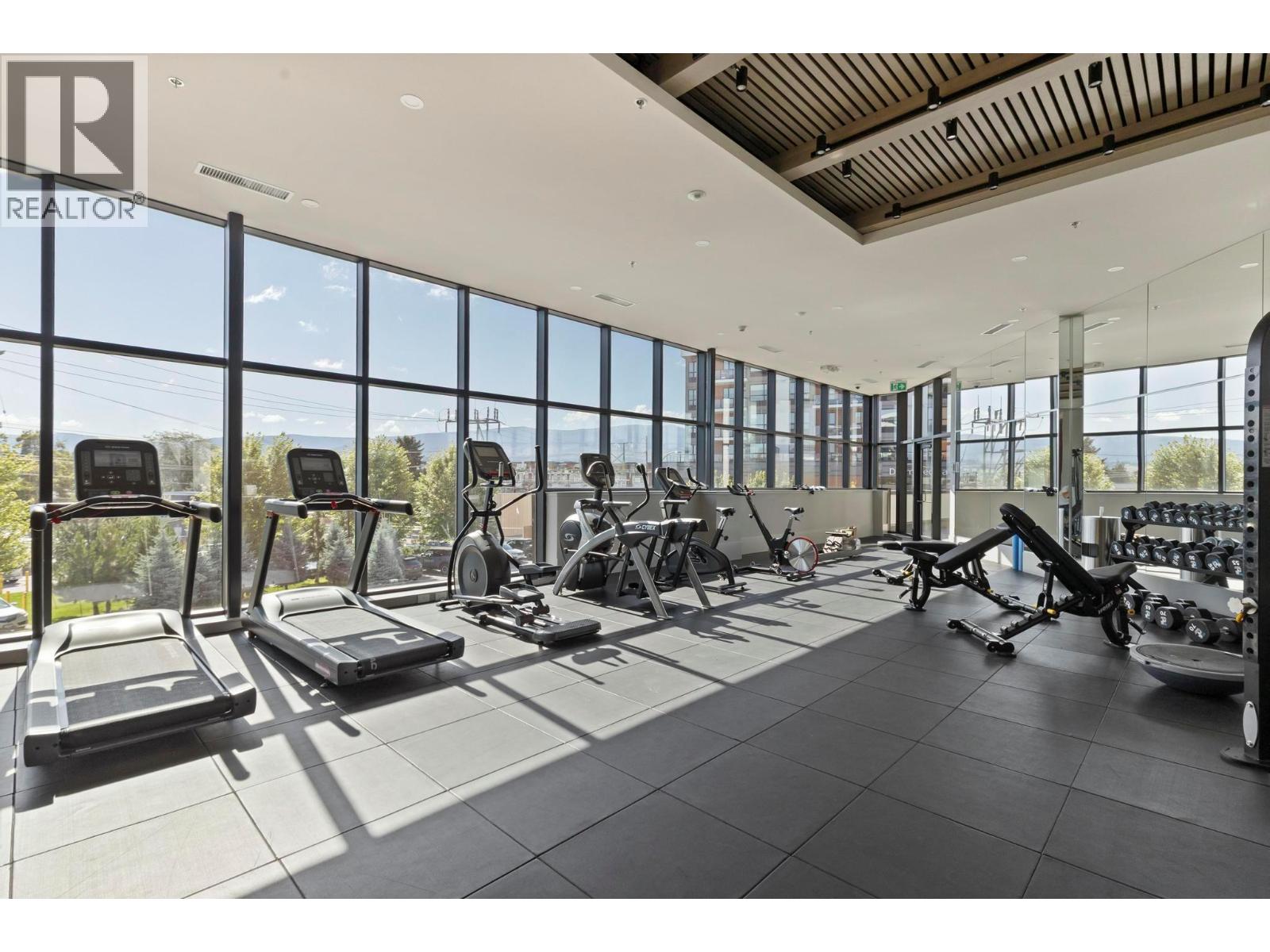 3409 Lakeshore Road Unit# 303