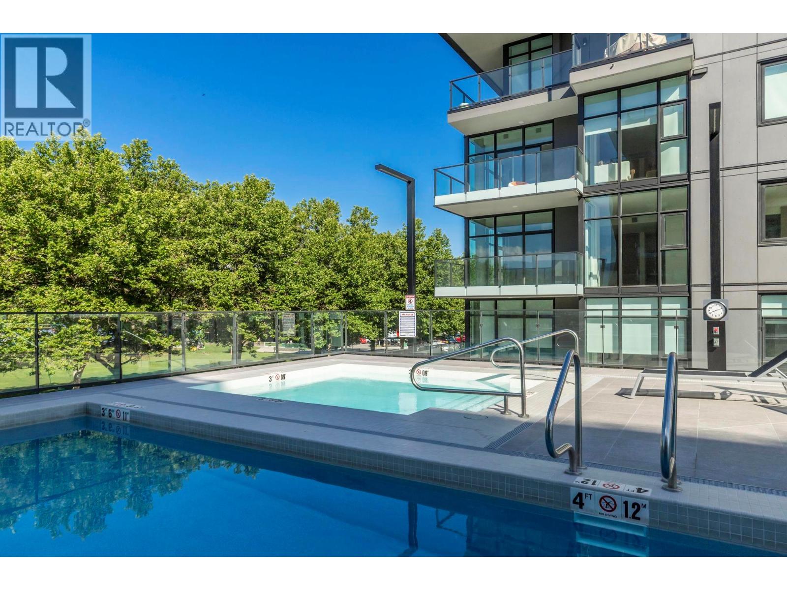 3409 Lakeshore Road Unit# 303