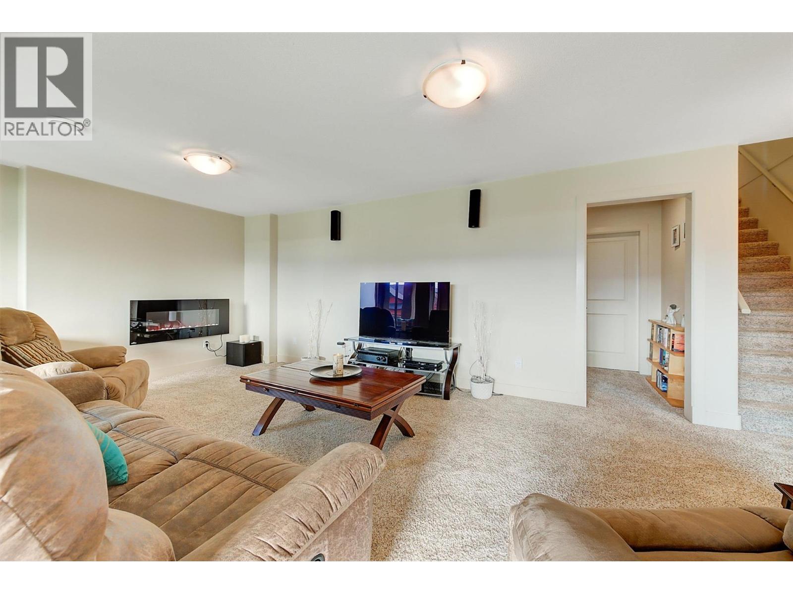 2135 Madera Court