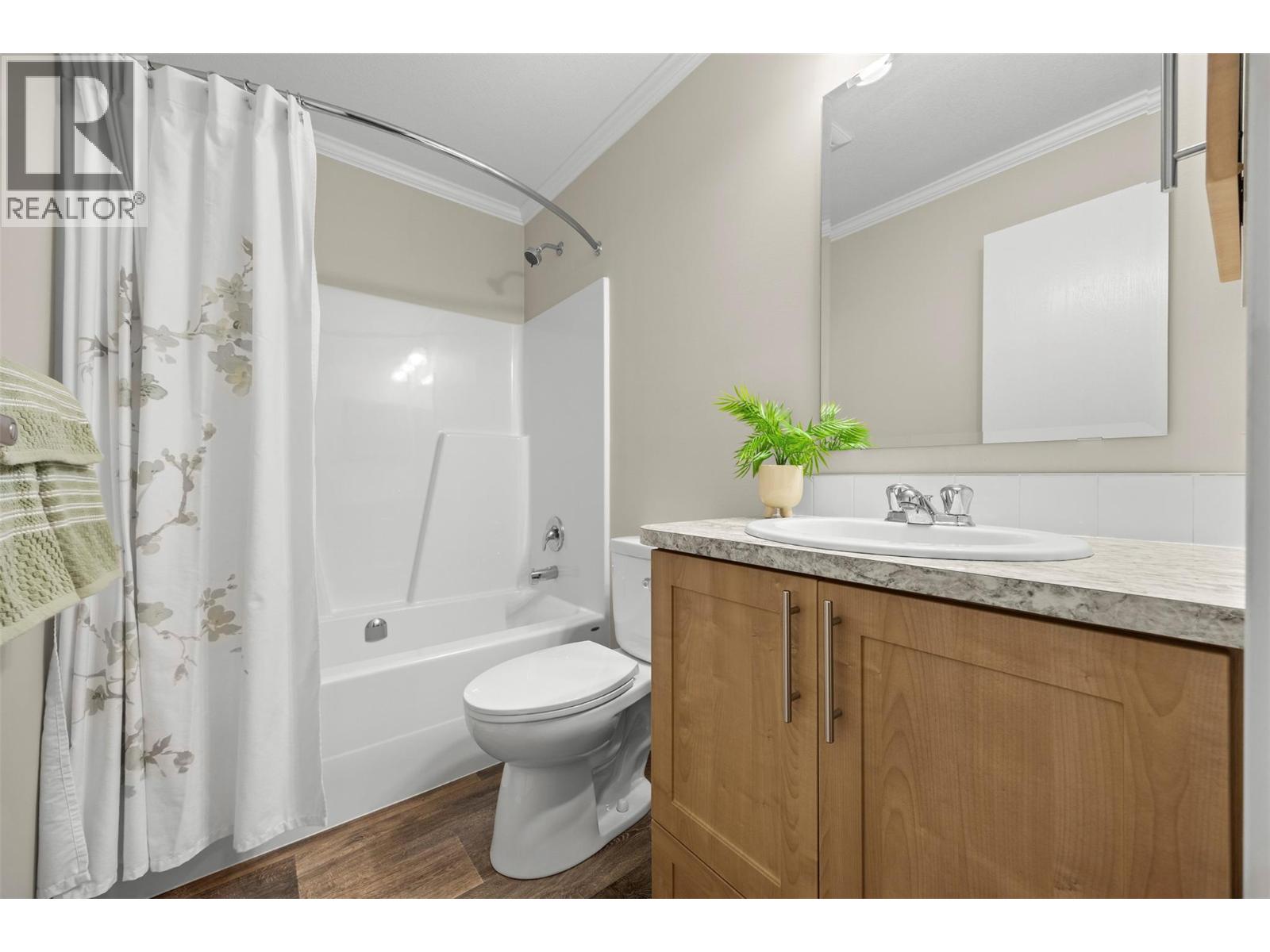 1860 Boucherie Road Unit# 33