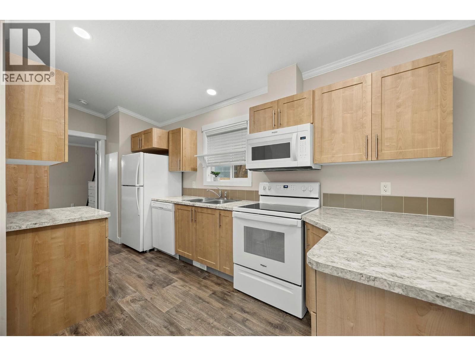 1860 Boucherie Road Unit# 33