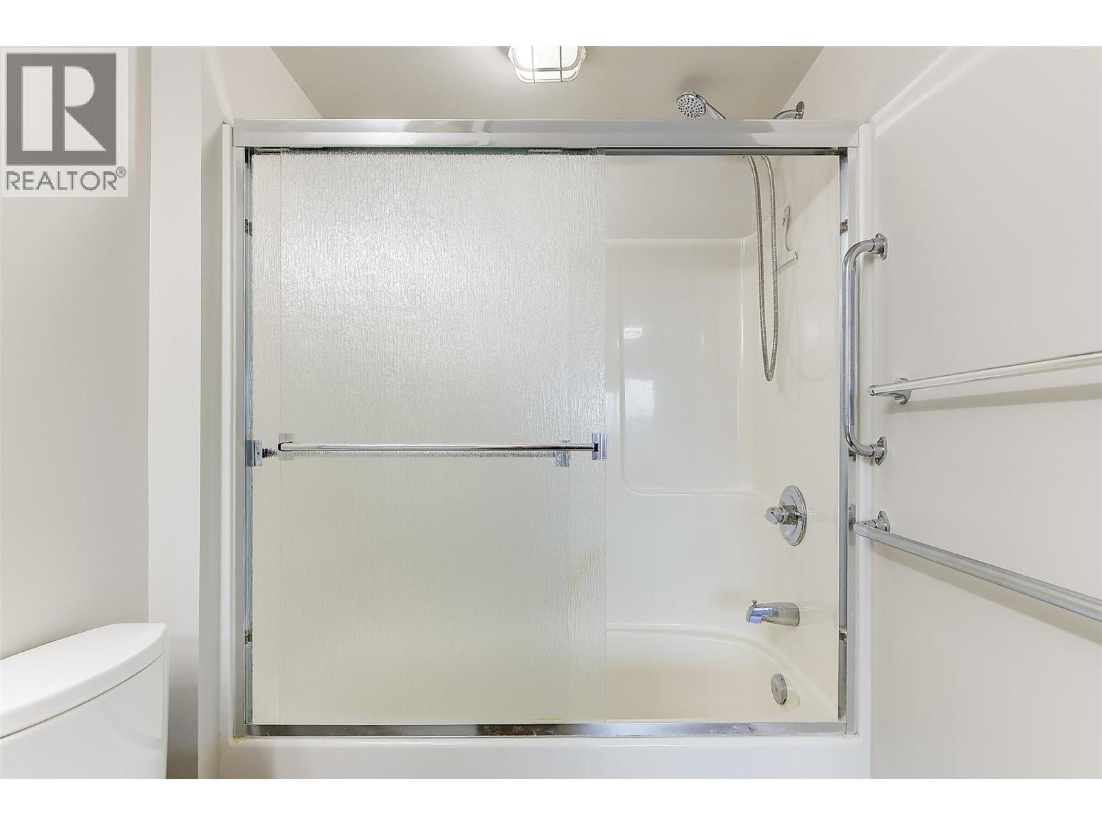 265 Froelich Road Unit# 202