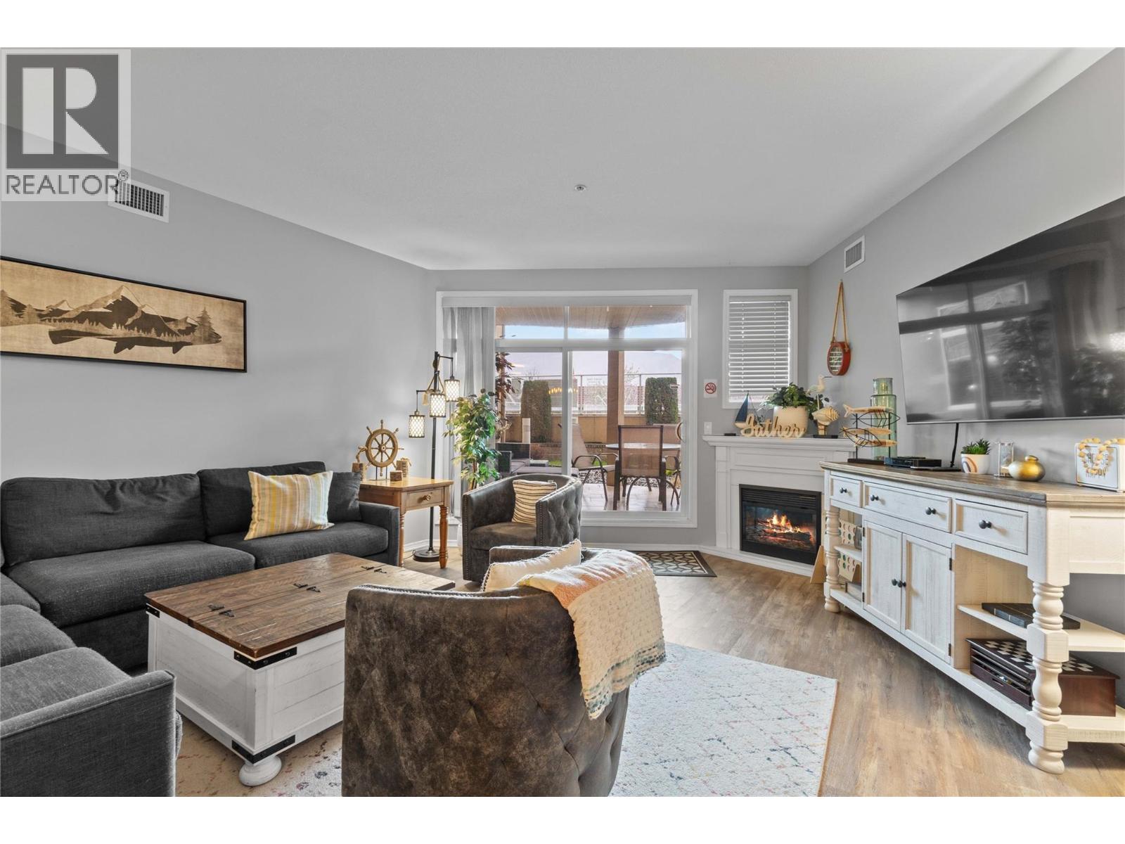 1088 Sunset Drive Unit# 331