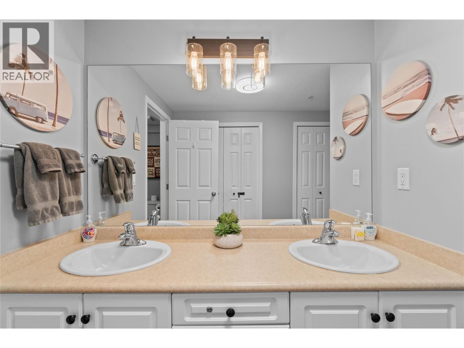 1088 Sunset Drive Unit# 331