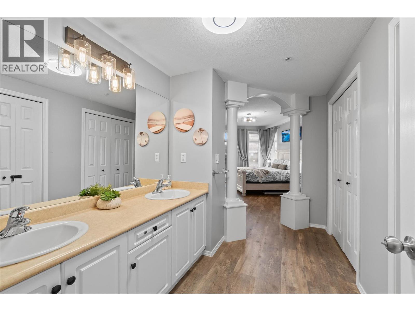 1088 Sunset Drive Unit# 331