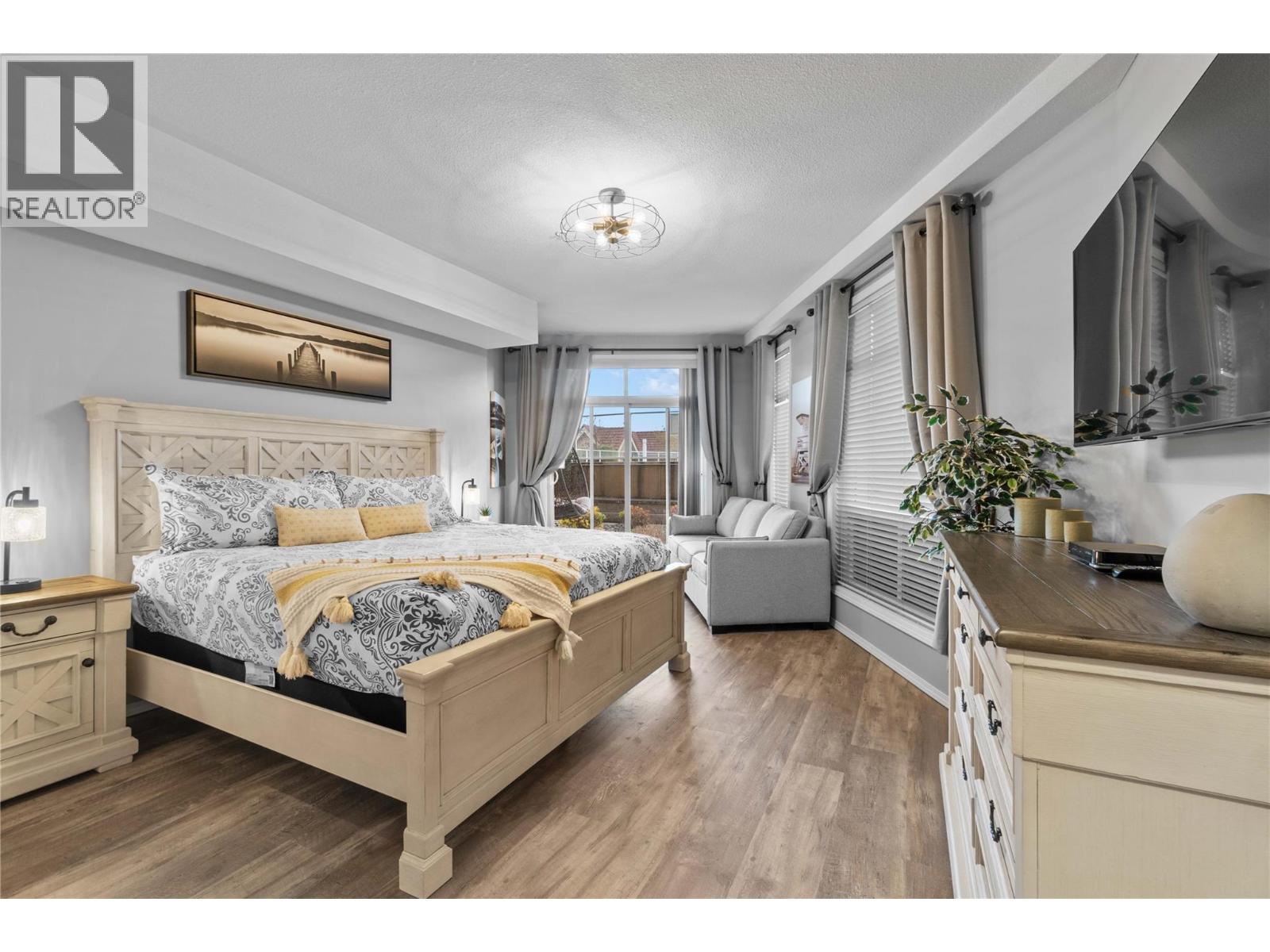 1088 Sunset Drive Unit# 331
