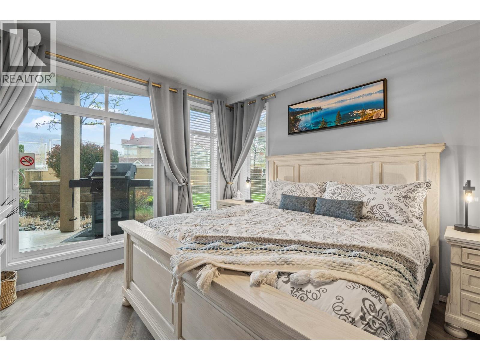 1088 Sunset Drive Unit# 331