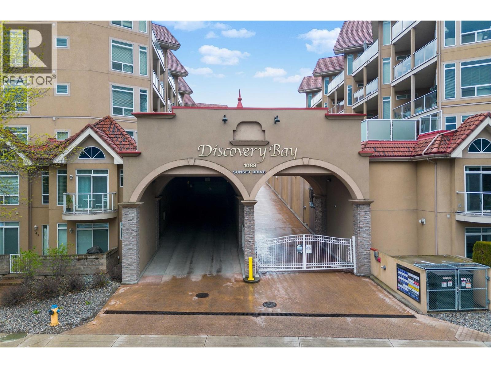 1088 Sunset Drive Unit# 331