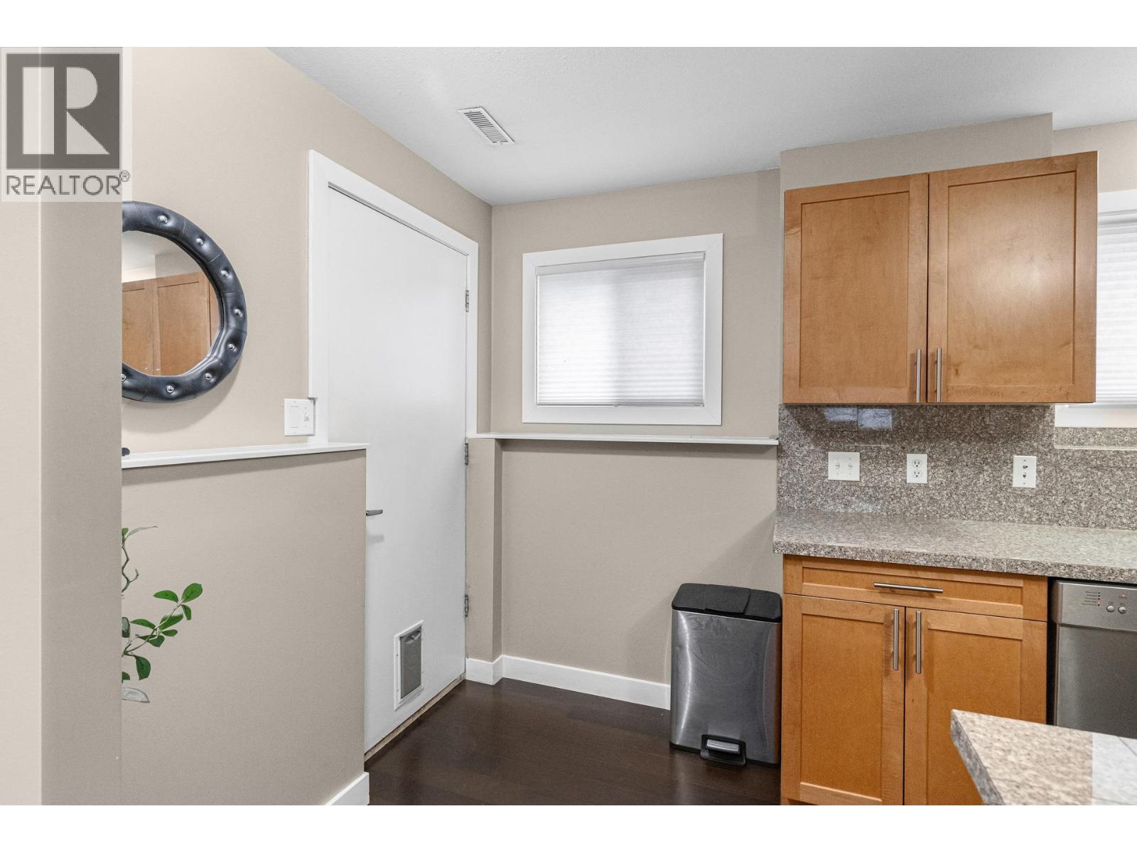 11438 Okanagan Centre Road E