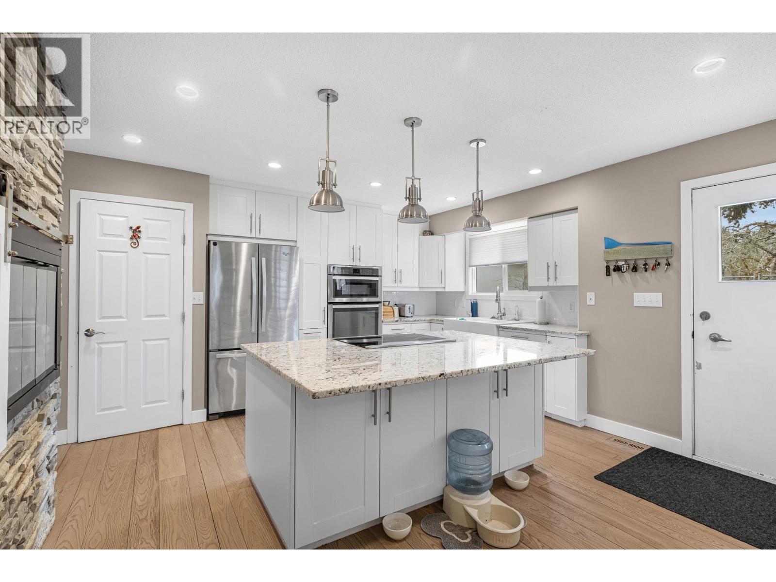 11438 Okanagan Centre Road E