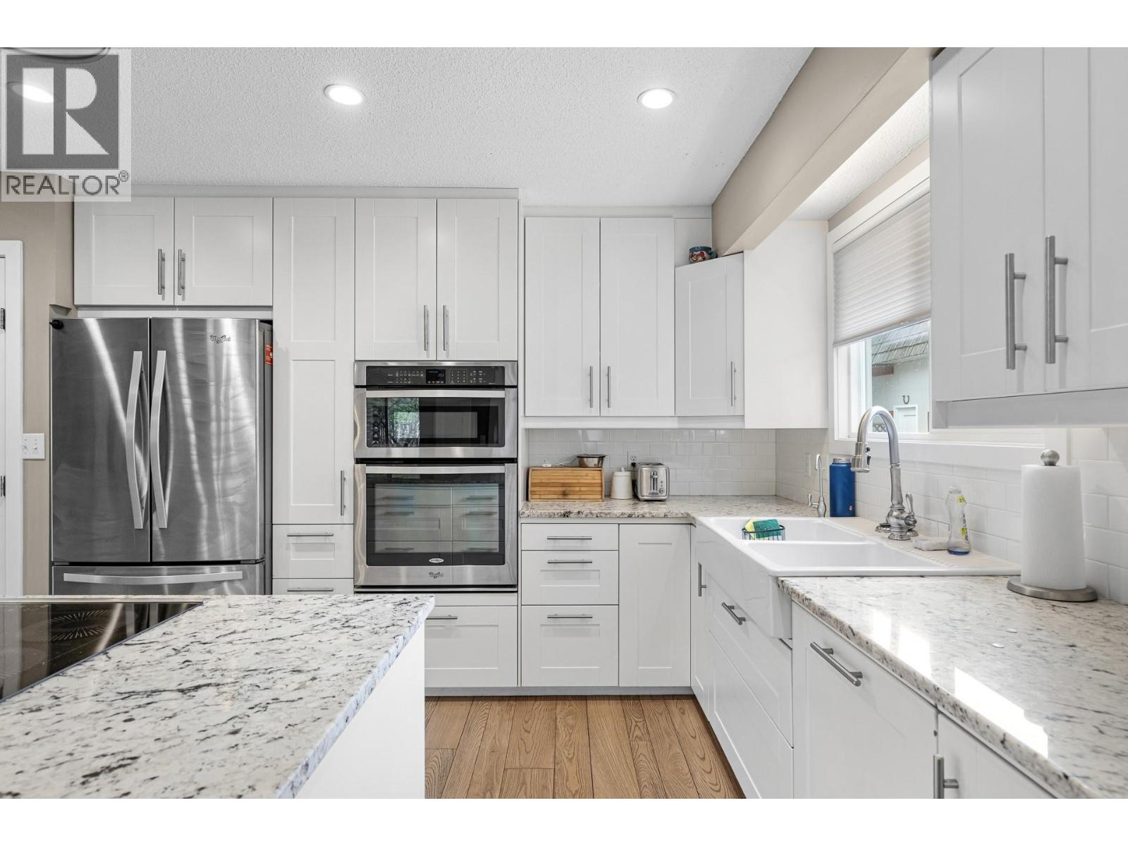 11438 Okanagan Centre Road E