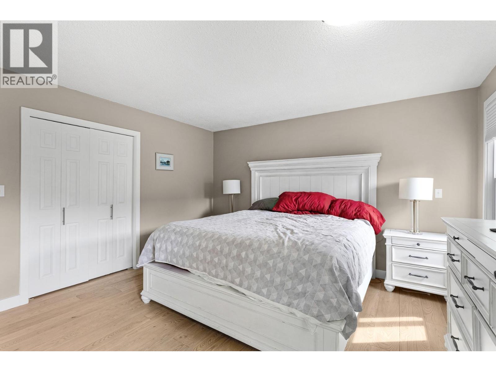 11438 Okanagan Centre Road E
