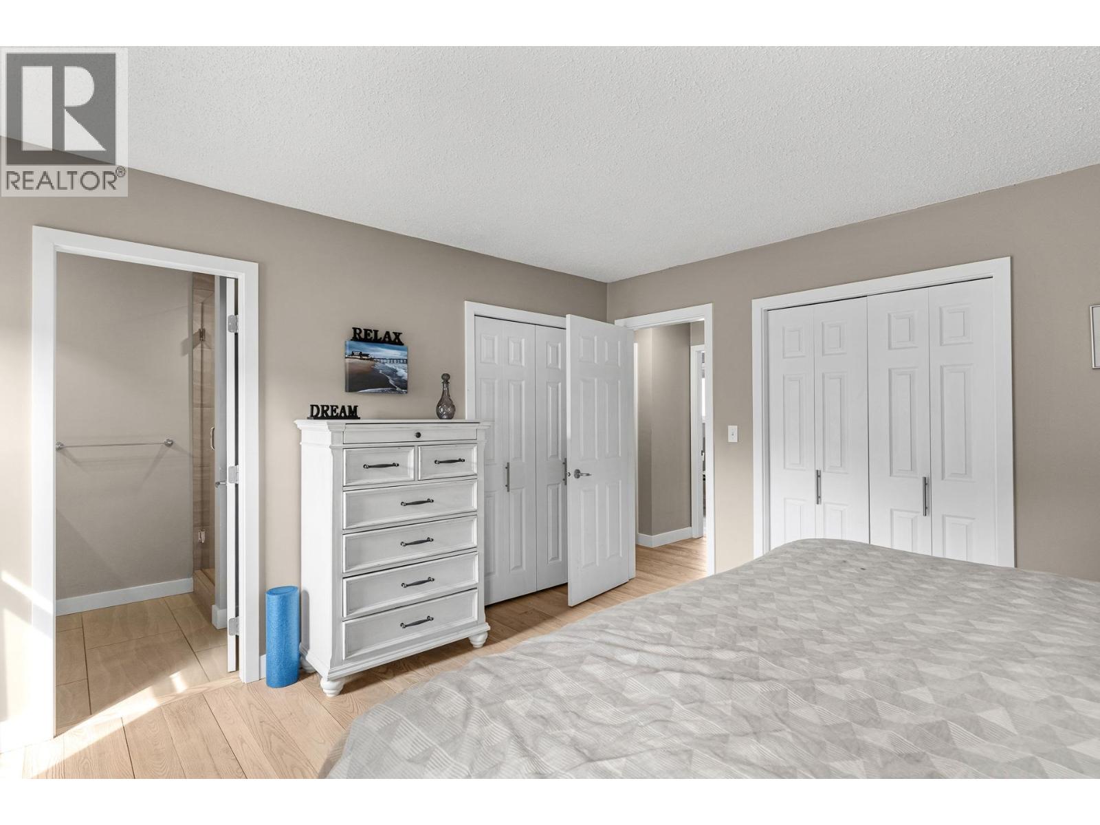 11438 Okanagan Centre Road E
