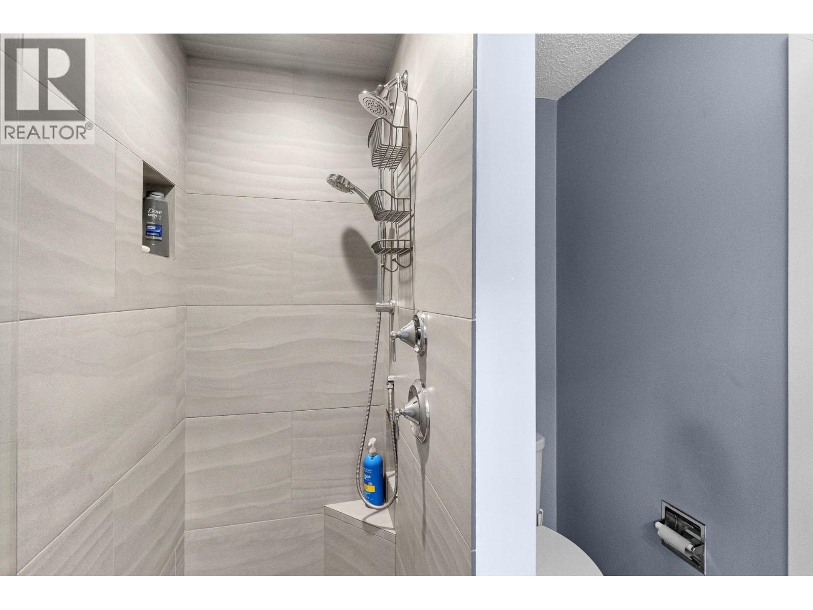 11438 Okanagan Centre Road E