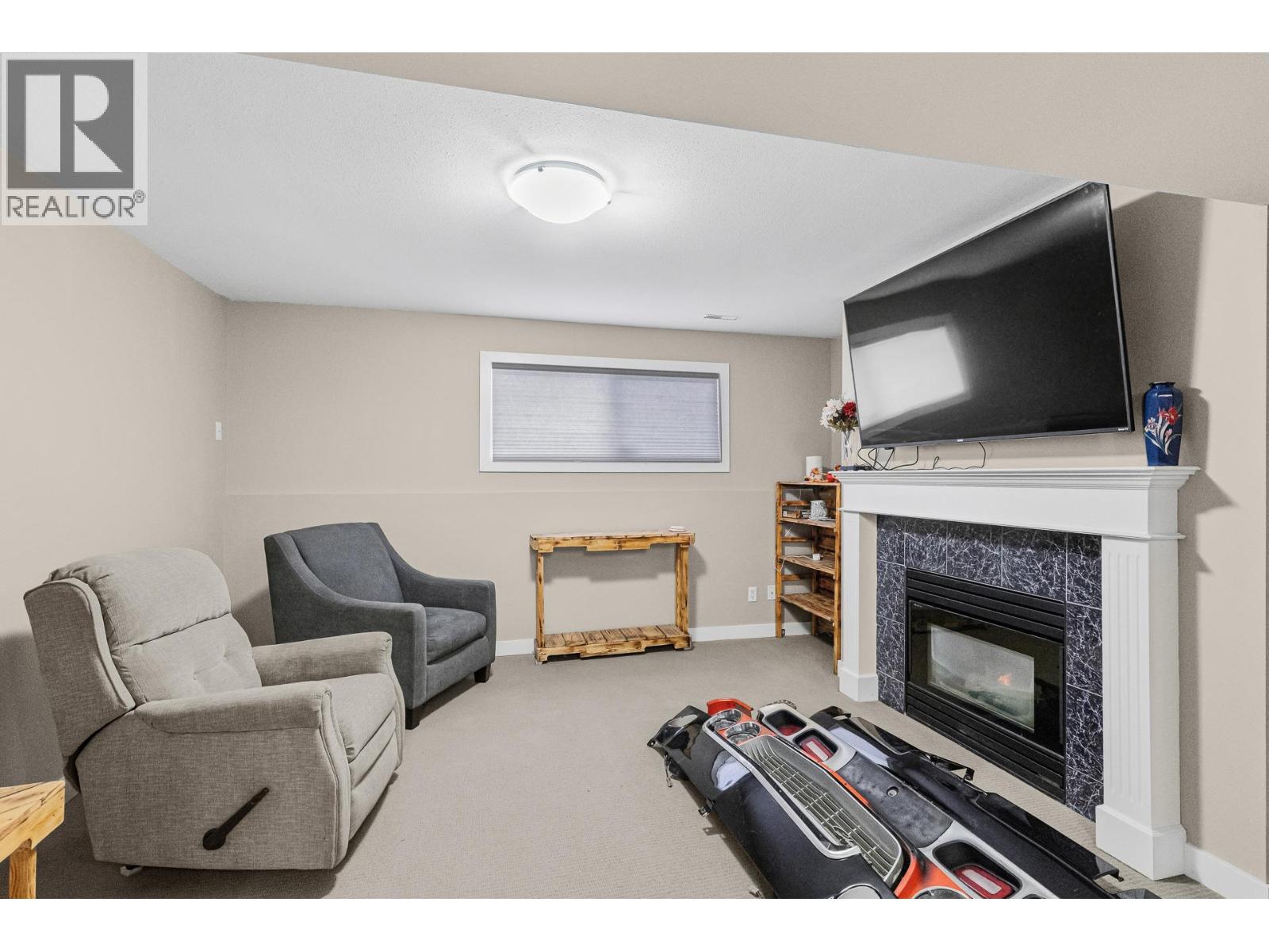 11438 Okanagan Centre Road E
