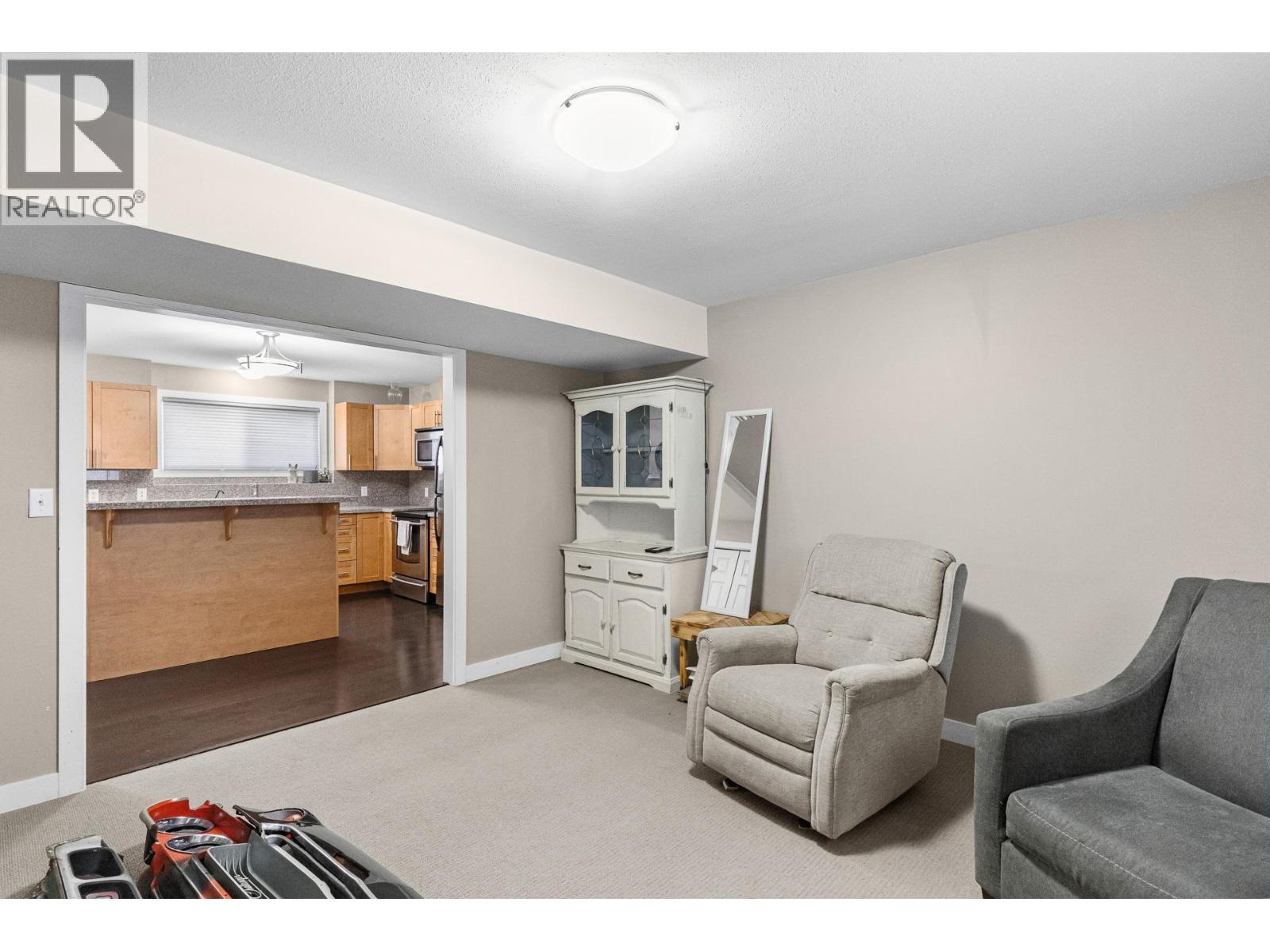 11438 Okanagan Centre Road E