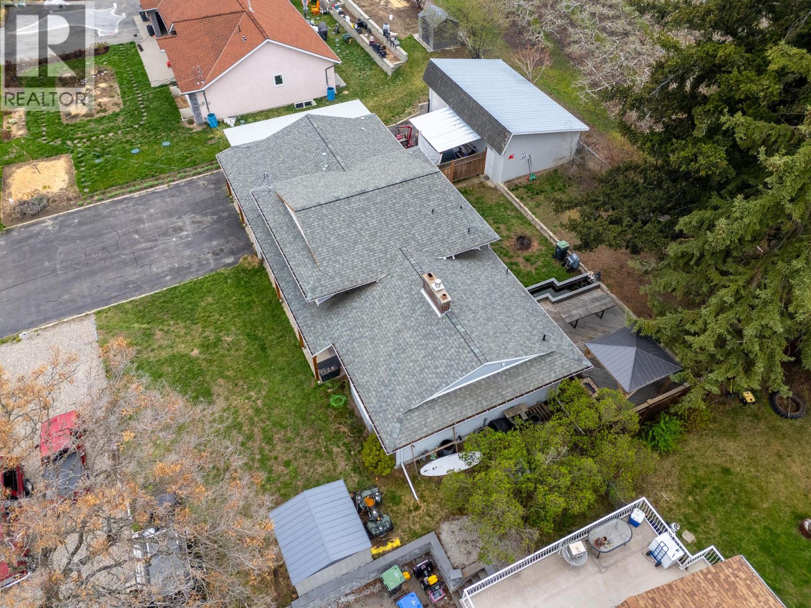 11438 Okanagan Centre Road E