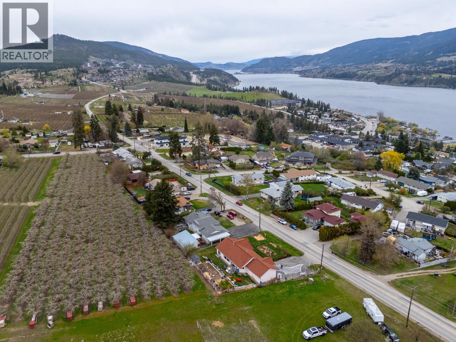 11438 Okanagan Centre Road E