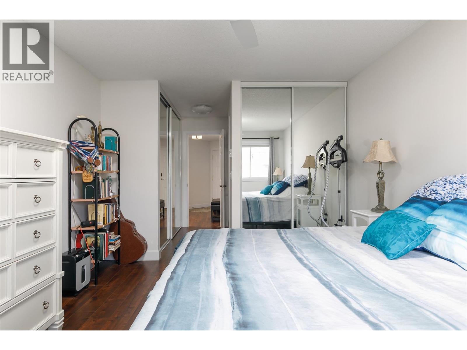 1055 Lawrence Avenue Unit# 202