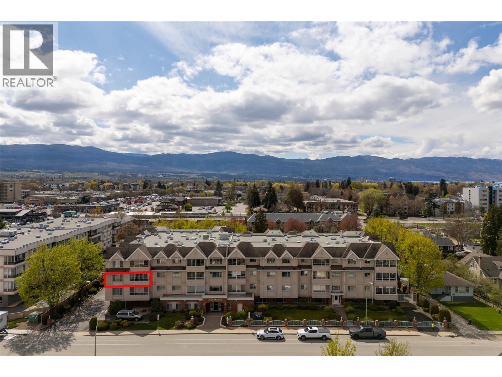 1055 Lawrence Avenue Unit# 202