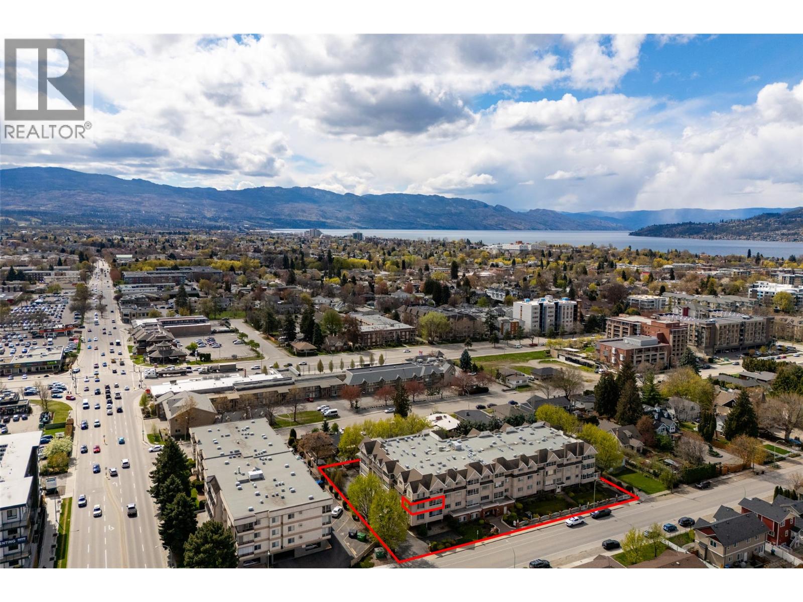 1055 Lawrence Avenue Unit# 202