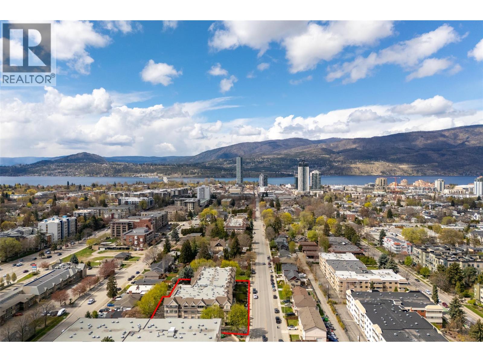 1055 Lawrence Avenue Unit# 202