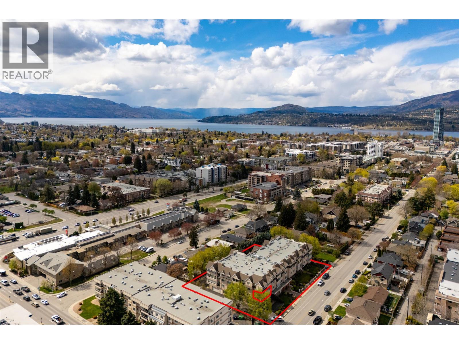 1055 Lawrence Avenue Unit# 202