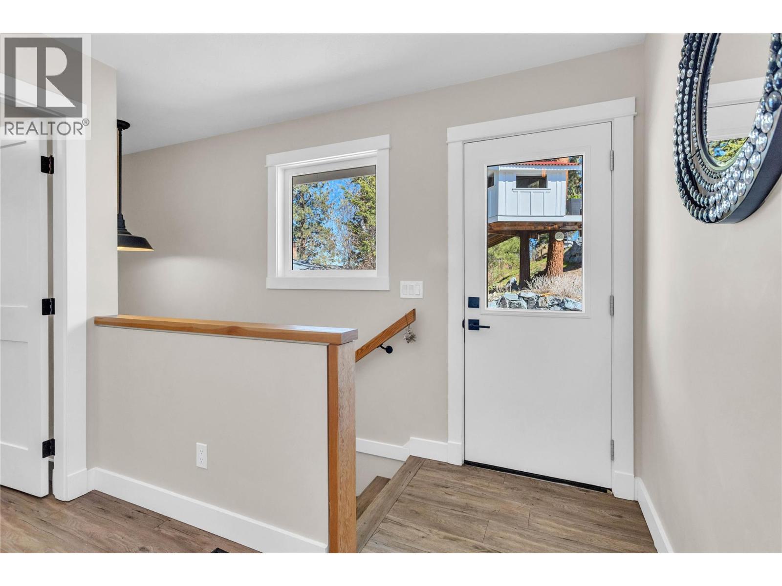 488 Sheila Crescent