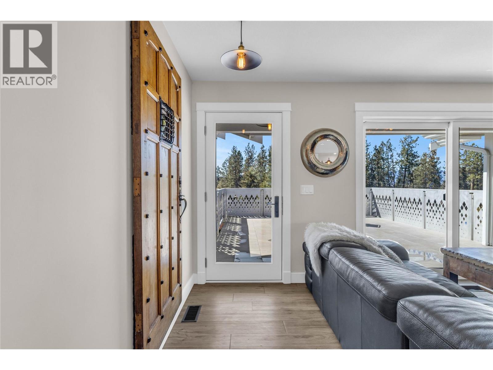 488 Sheila Crescent