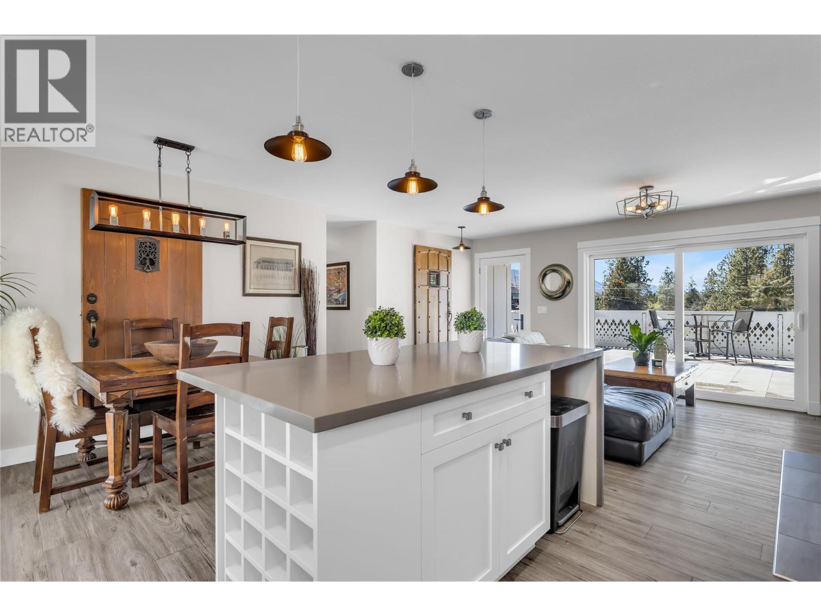 488 Sheila Crescent