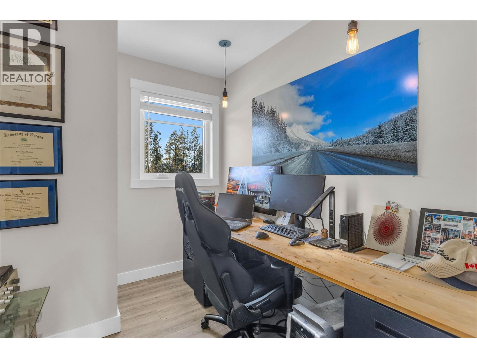 488 Sheila Crescent