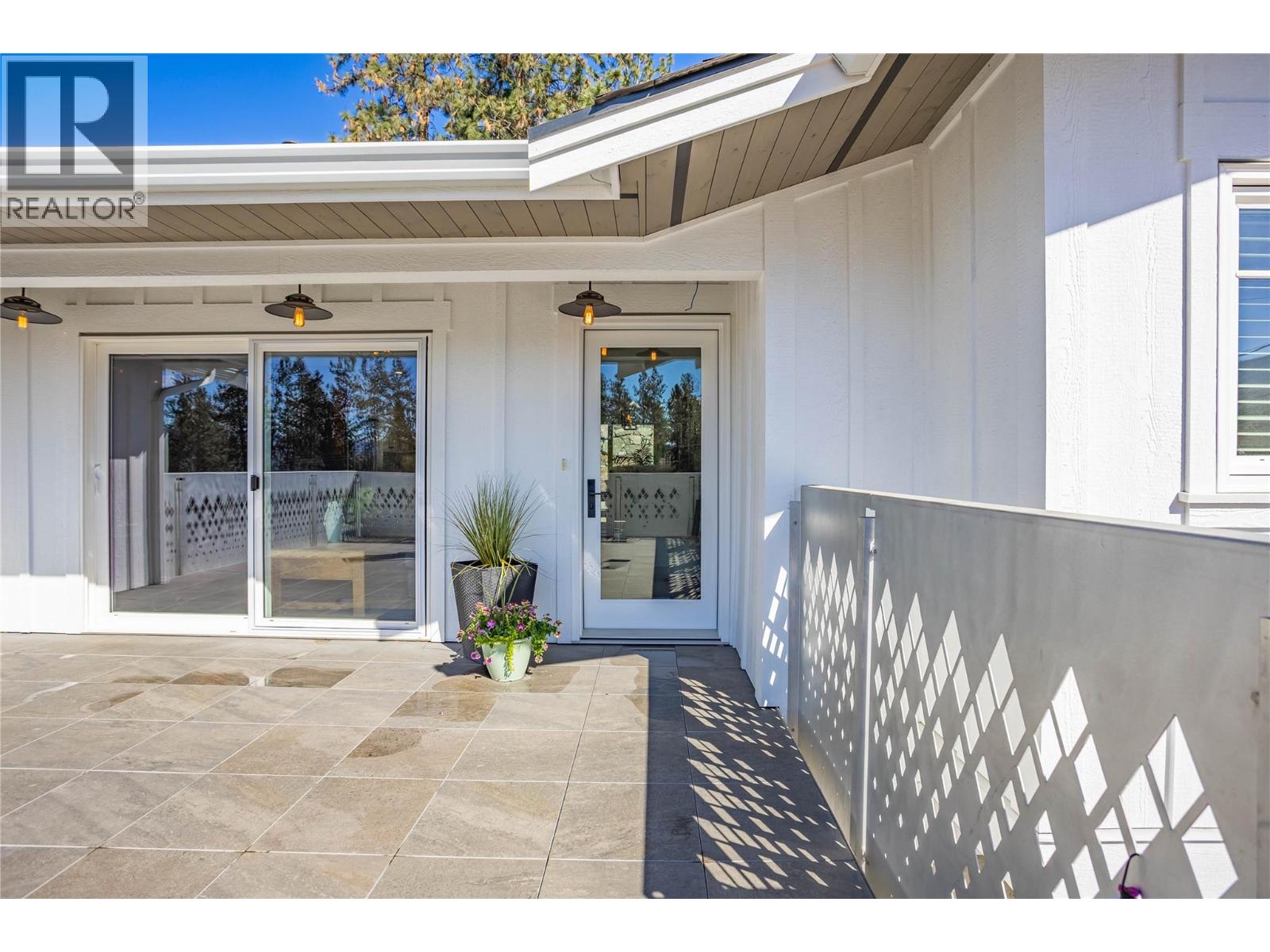 488 Sheila Crescent