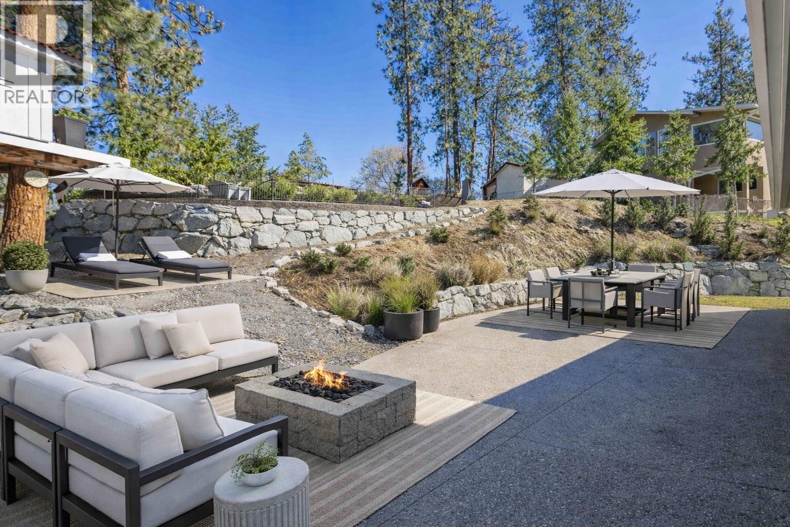 488 Sheila Crescent