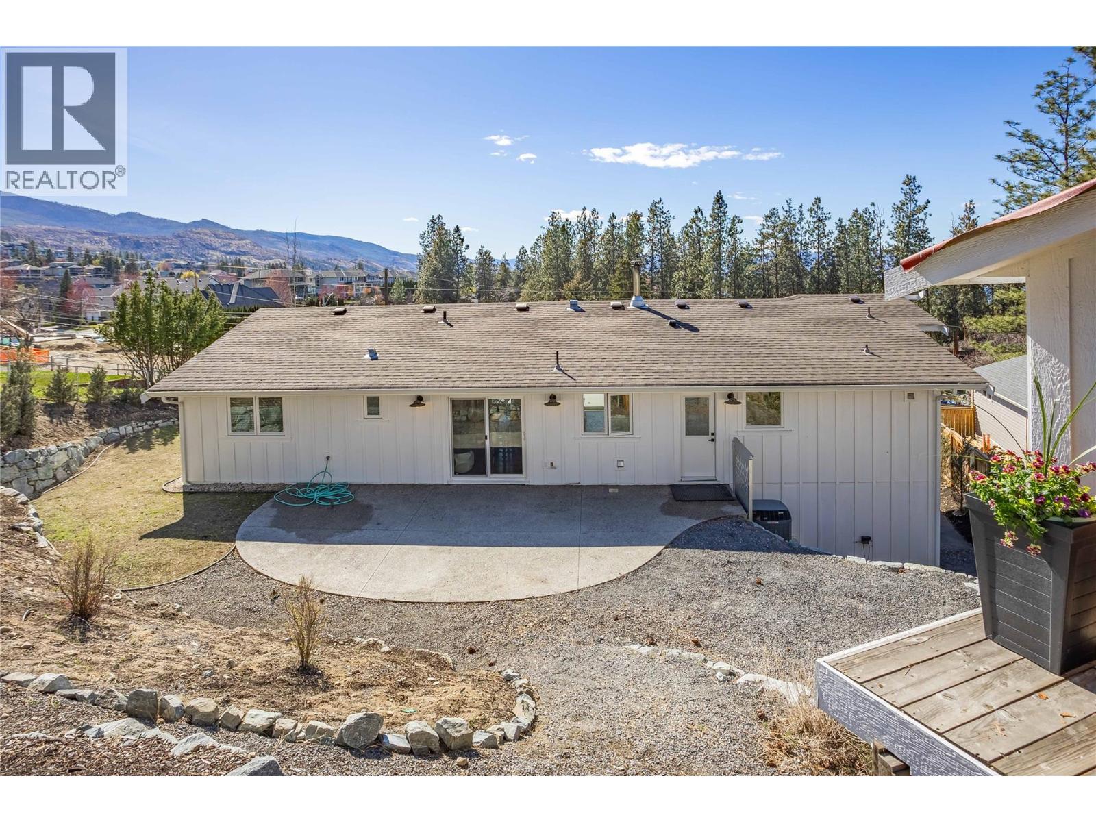488 Sheila Crescent