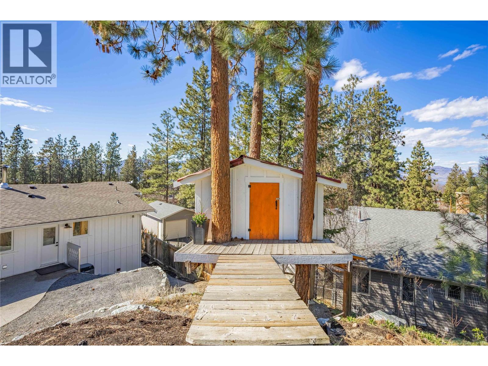 488 Sheila Crescent