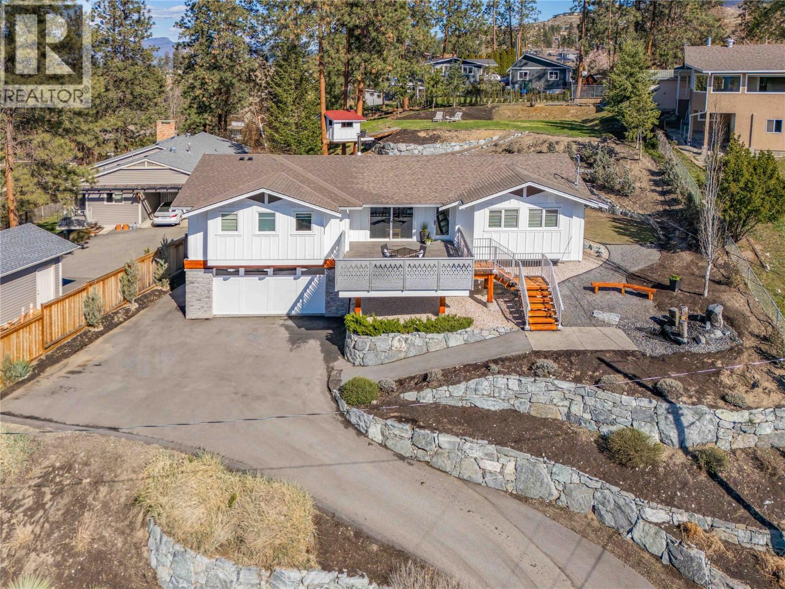 488 Sheila Crescent