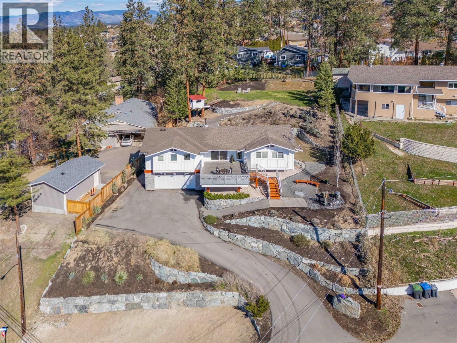 488 Sheila Crescent