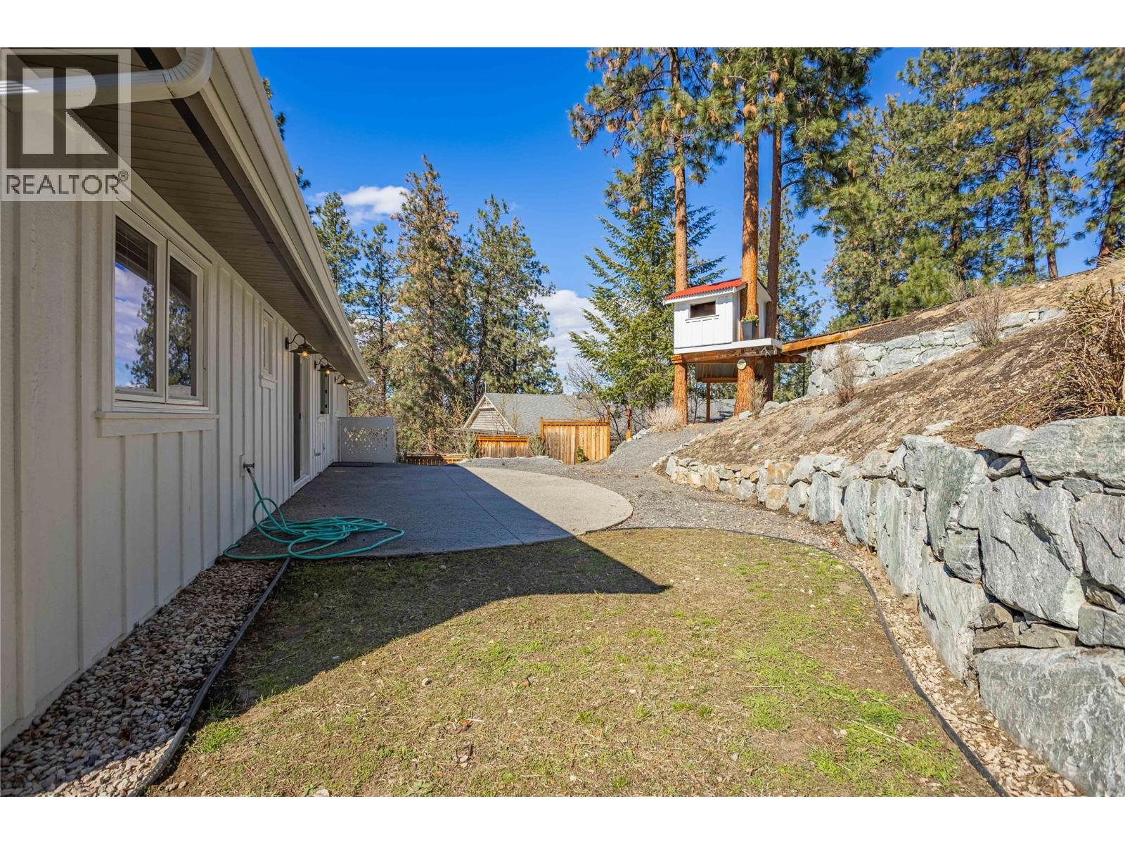 488 Sheila Crescent