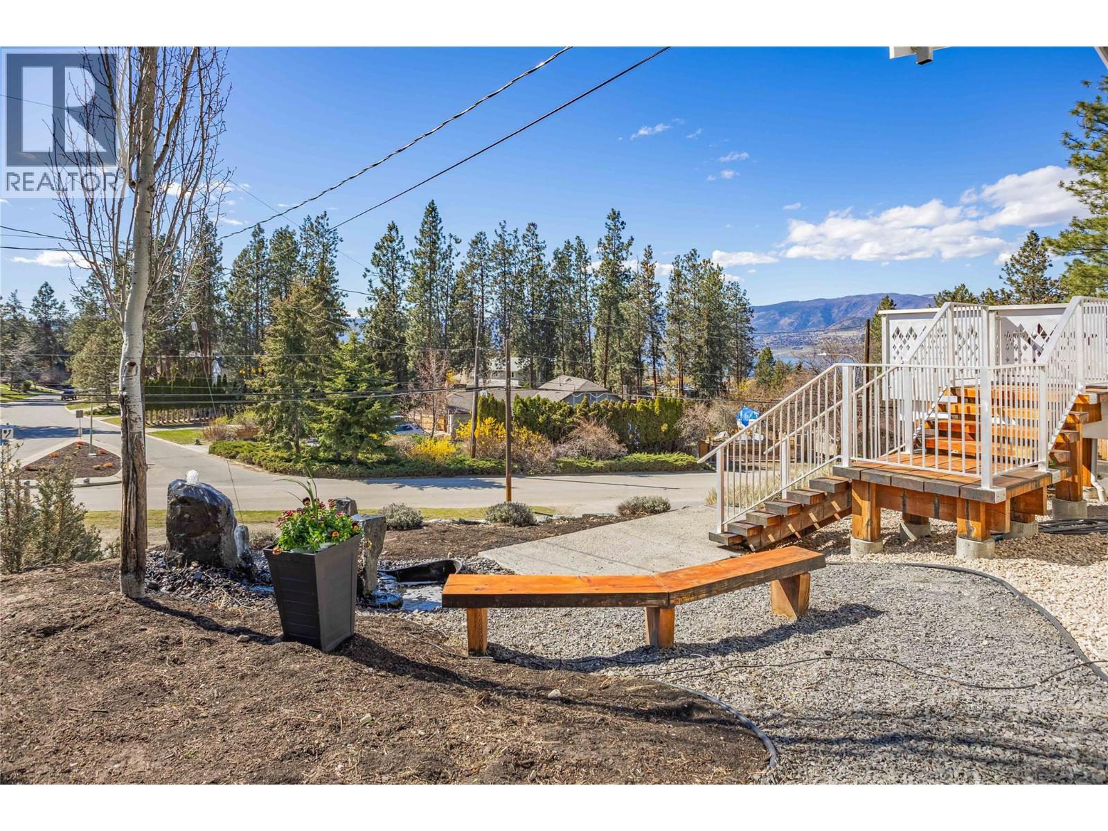 488 Sheila Crescent