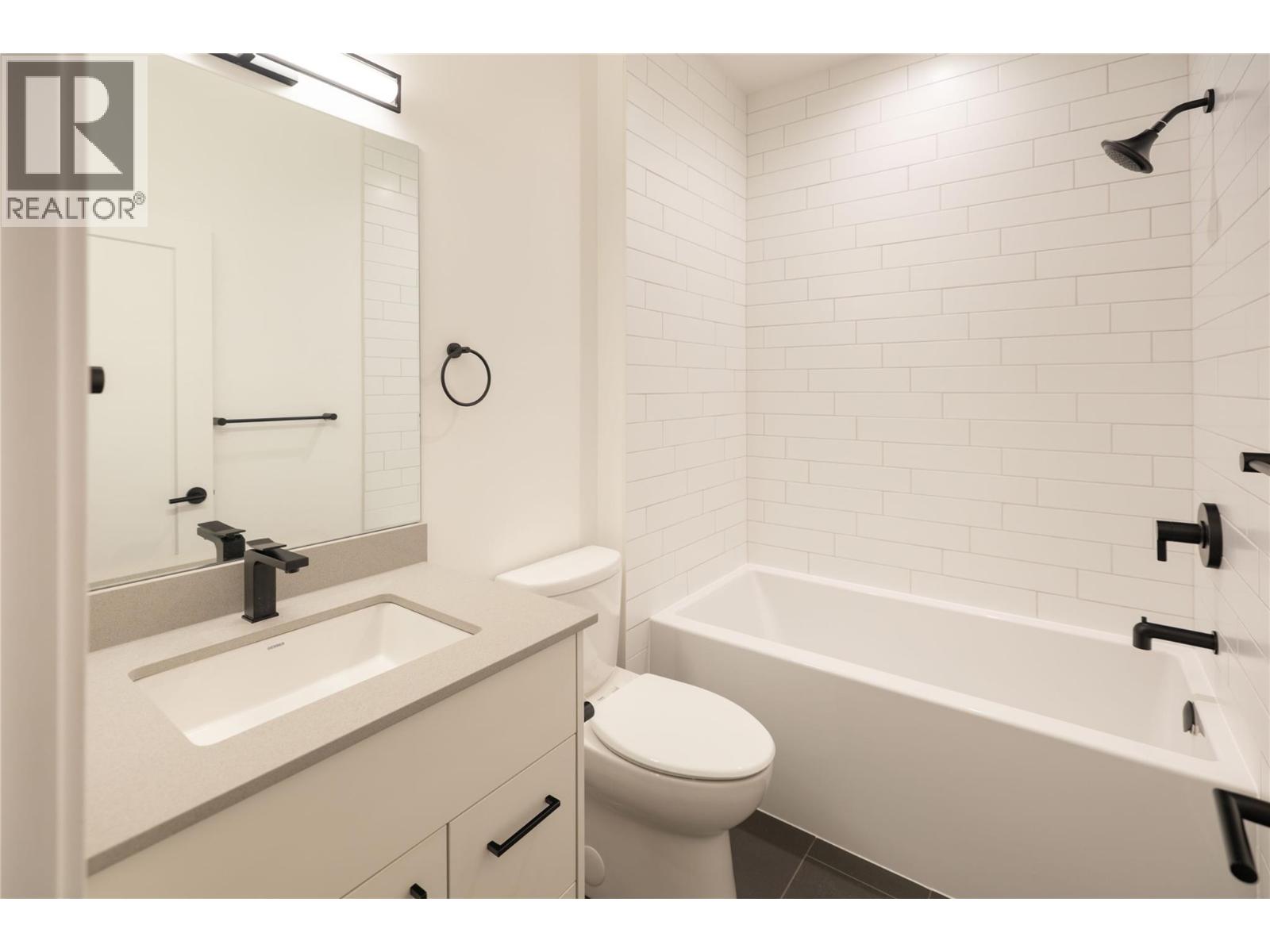 660 Cawston Avenue Unit# 105