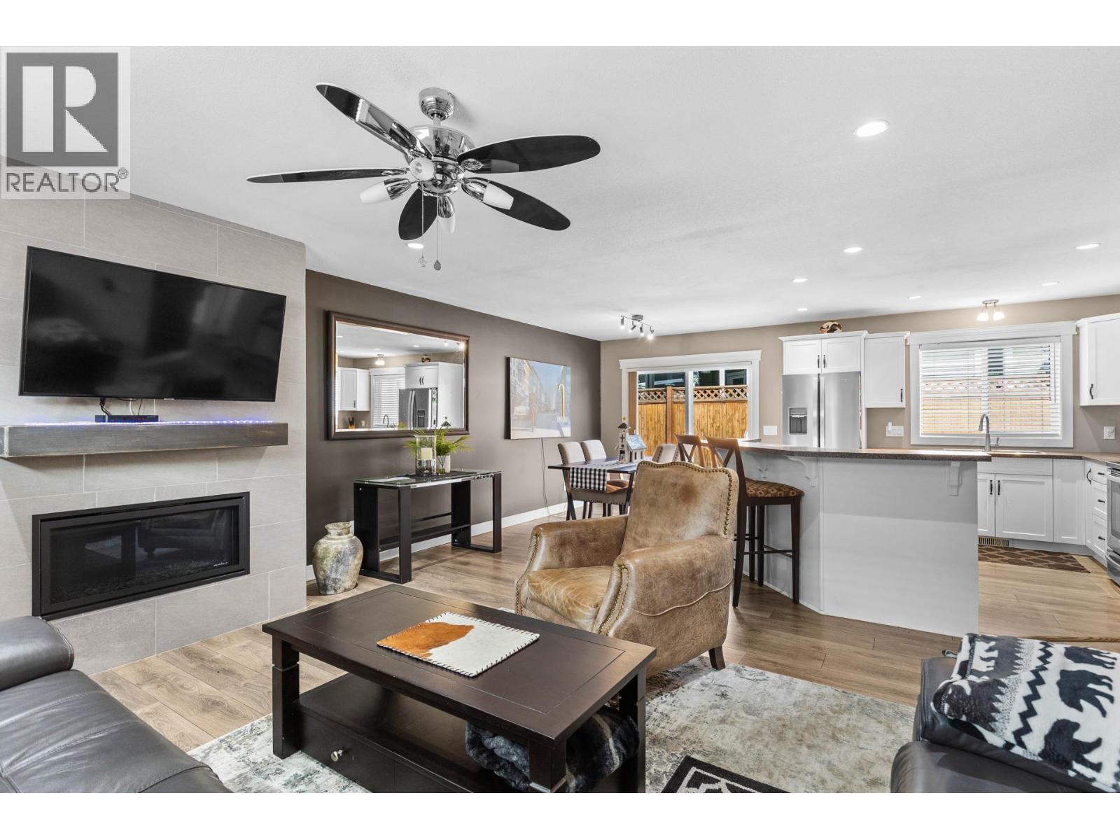 3360 Mimosa Drive